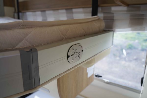 WIN THIS FIAT AUTO ROLLER 747 MOTORHOME + £2,000 CASH! | 6 BERTH | BIKE RACK | 5,900 MILES - Image 10