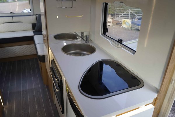 WIN THIS FIAT AUTO ROLLER 747 MOTORHOME + £2,000 CASH! | 6 BERTH | BIKE RACK | 5,900 MILES - Image 5